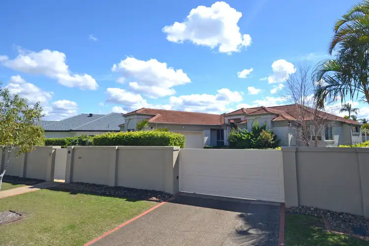 21 Christa Way, Benowa Waters QLD 4217