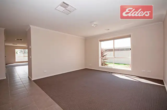 Second view of Homely house listing, 15 Murray Way, Wodonga VIC 3690
