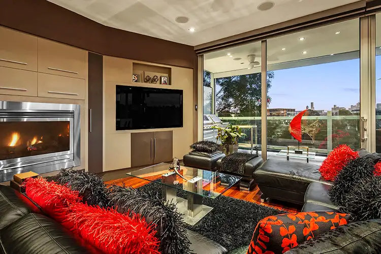 Sixth view of Homely house listing, 2 Harrison Crescent, Hawthorn VIC 3122