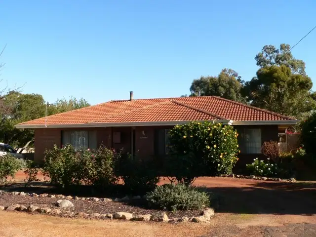 7 Kobeelya Avenue, Katanning WA 6317