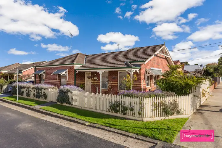 7 Bond Street, Newtown VIC 3220