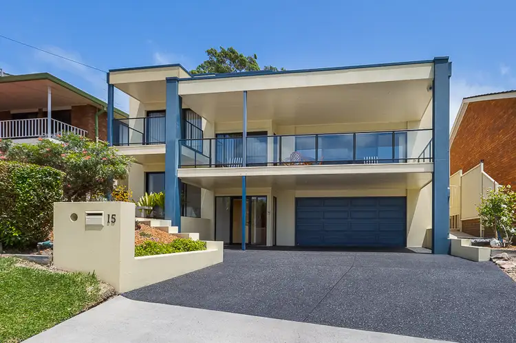 15 Noamunga Crescent, Gwandalan NSW 2259