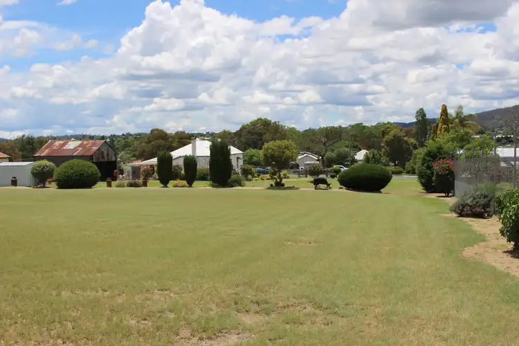 Fourth view of Homely house listing, 8 Erindee Avenue, Tenterfield NSW 2372
