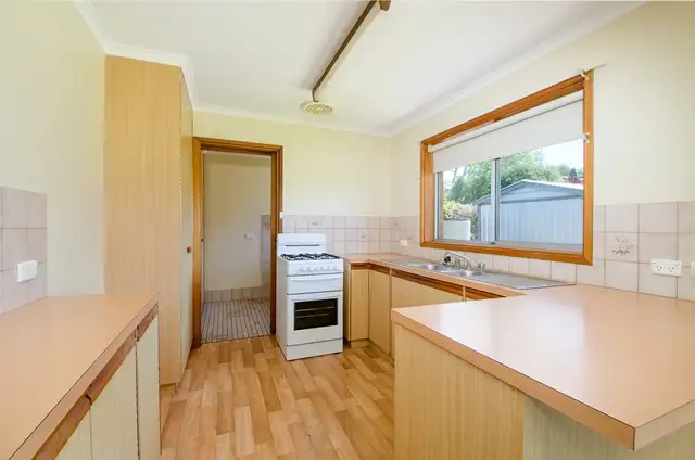 Fifth view of Homely house listing, 6 Bruning Place, Mount Gambier SA 5290