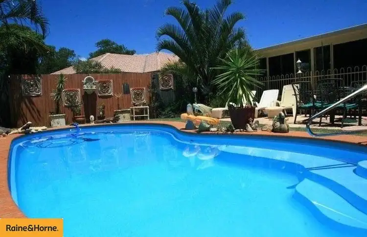 32 Gretel Drive, Beachmere QLD 4510