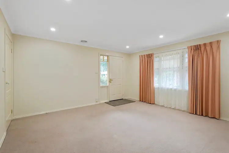 Sixth view of Homely unit listing, 2/34 Barton Street, Kyneton VIC 3444