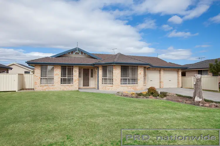 23 Daniel Avenue, Rutherford NSW 2320