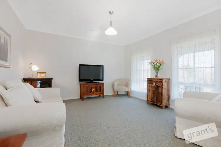 Fifth view of Homely house listing, 11 Maybury Court, Berwick VIC 3806