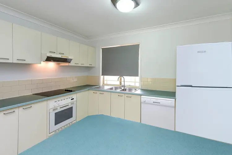 Second view of Homely unit listing, 2/11 Jimbour Cl, Forest Lake QLD 4078