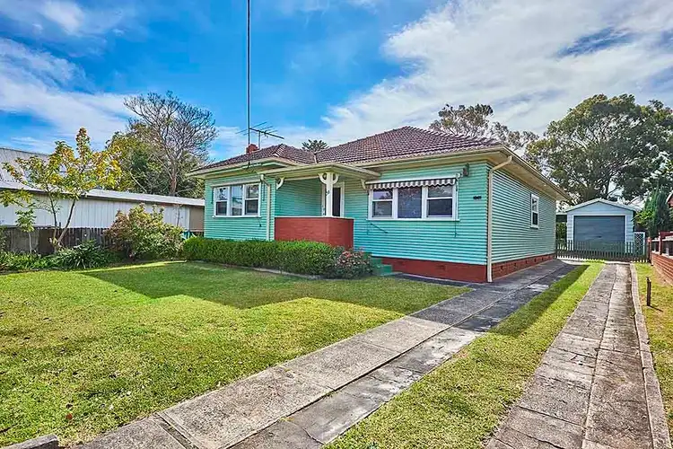 23 Broxbourne st, Westmead NSW 2145