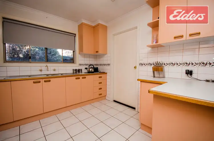 Second view of Homely unit listing, 2/9 Mulqueeney Street, Wodonga VIC 3690