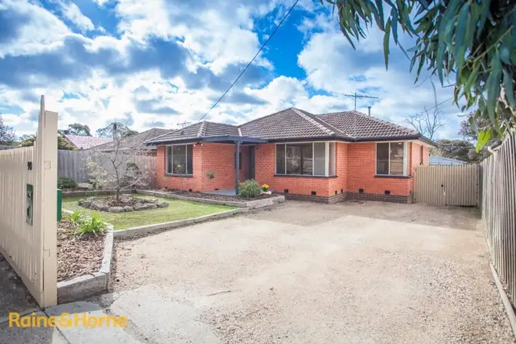 90 Riddell Road, Sunbury VIC 3429
