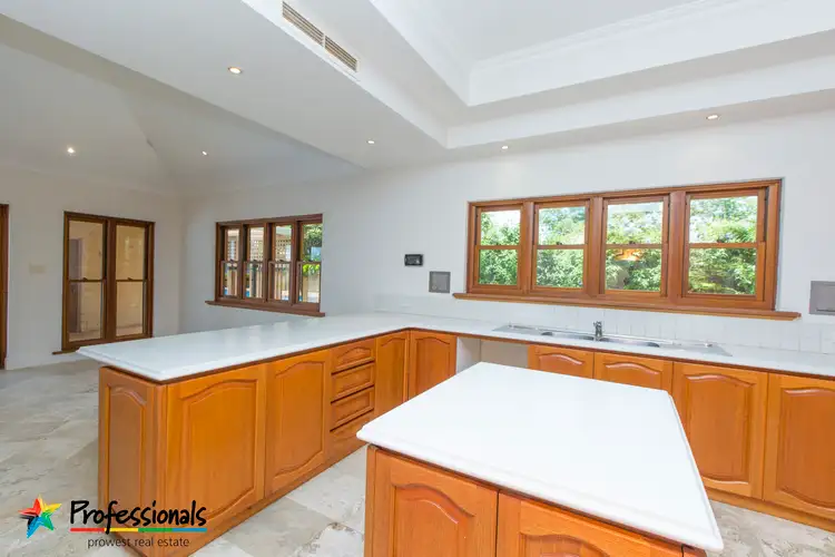 Seventh view of Homely house listing, 327 Riverton Drive NORTH, Shelley WA 6148
