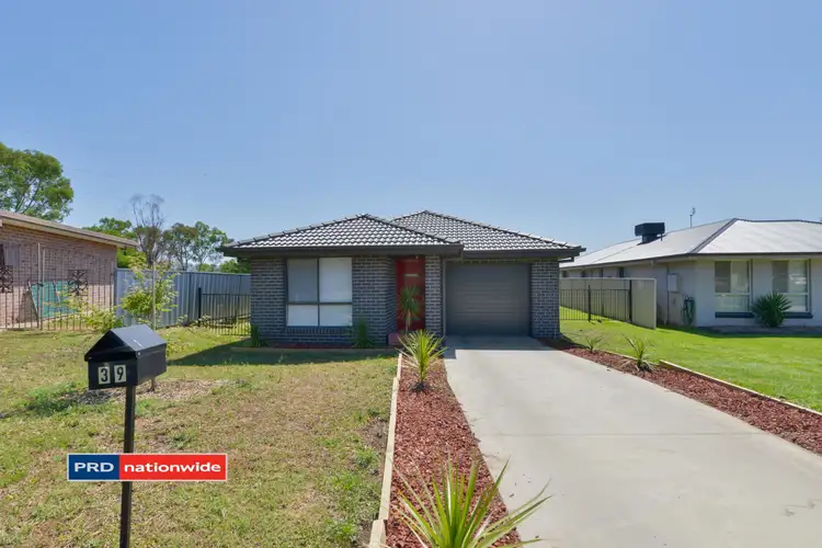 Main view of Homely house listing, 39 Nowland Crescent, Tamworth NSW 2340