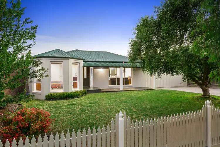 20 Flora Road, Mount Martha VIC 3934
