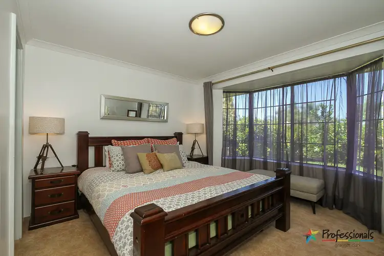 Fifth view of Homely house listing, 4 Farnell Place, Alexander Heights WA 6064