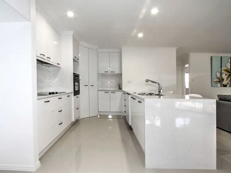 Sixth view of Homely house listing, 2 Woralie Way, Urraween QLD 4655