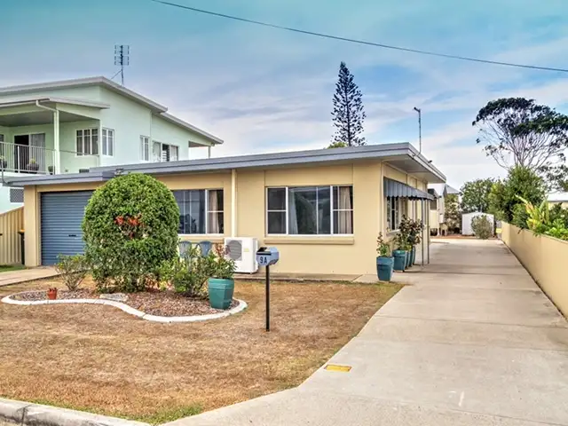 9 Aplin Street, Point Vernon QLD 4655