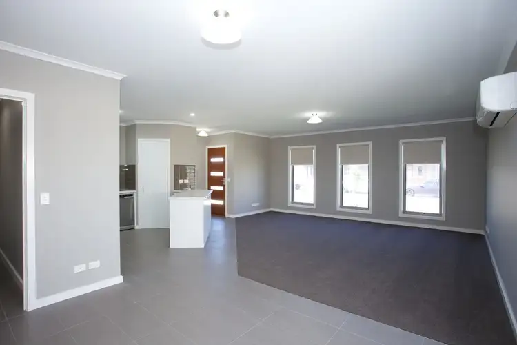 Fifth view of Homely townhouse listing, 68 Stockton Drive, Horsham VIC 3400