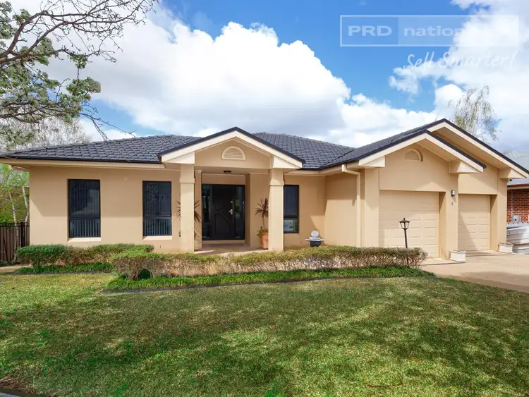 Main view of Homely house listing, 8 Headley Place, Kooringal NSW 2650