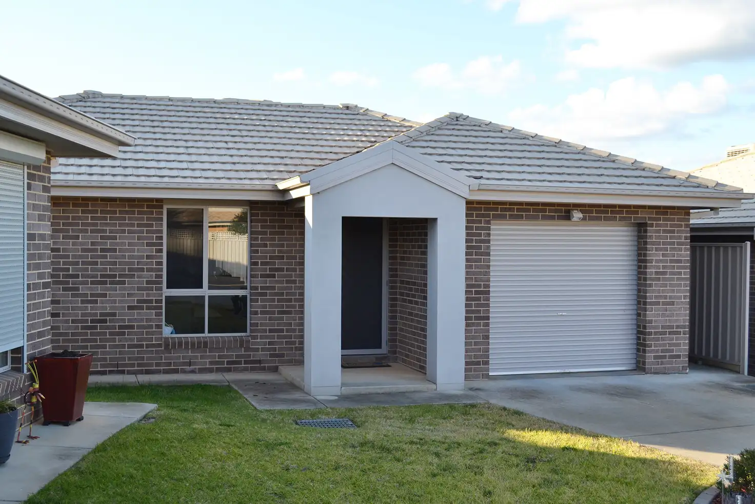 Main view of Homely unit listing, 3/3 Womboin Crescent, Glenfield Park NSW 2650