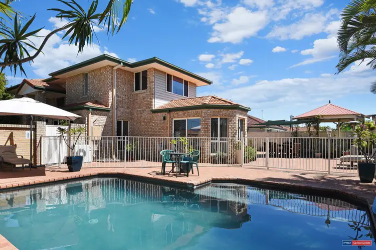 27 Warbler Parade, Varsity Lakes QLD 4227
