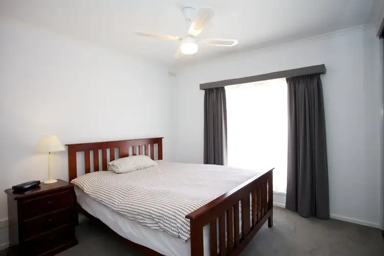 Sixth view of Homely unit listing, 2/137 Natimuk Road, Horsham VIC 3400