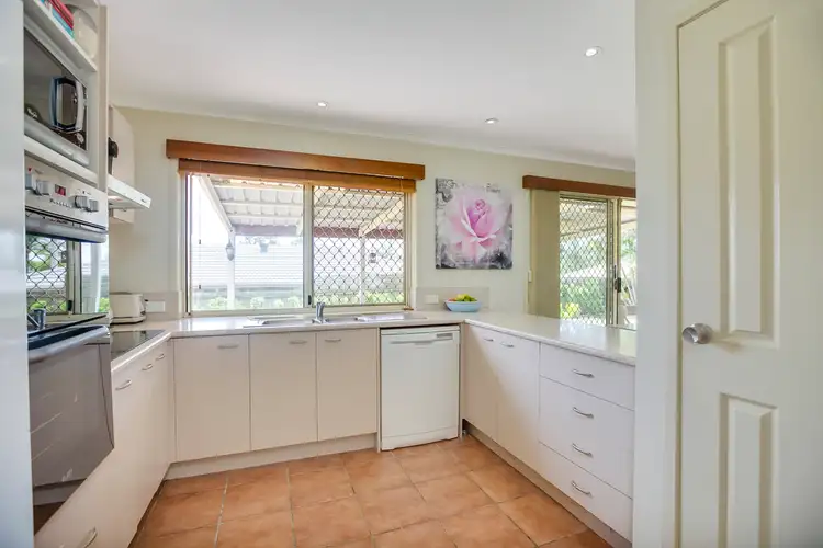 Fifth view of Homely house listing, 10 Kingsbury Court, Alexandra Hills QLD 4161