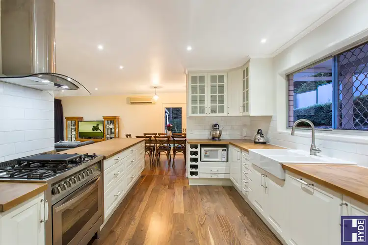 81 Kersley Road, Kenmore QLD 4069
