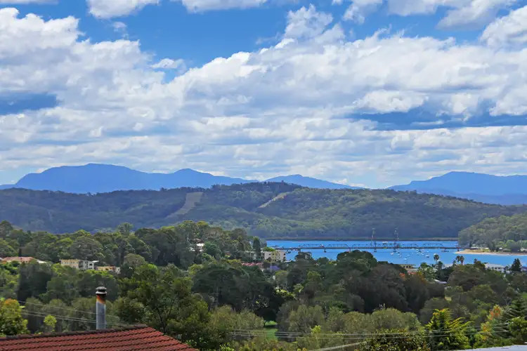 30 Ridge Street, Catalina NSW 2536