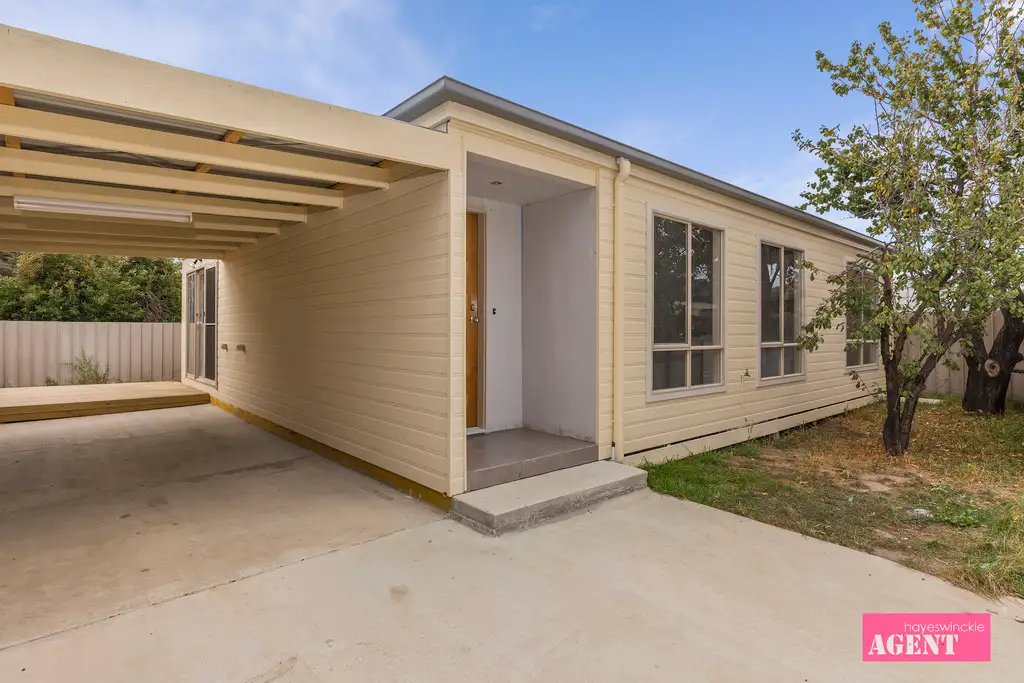 Main view of Homely unit listing, 2/16 Redfearn Court, Corio VIC 3214