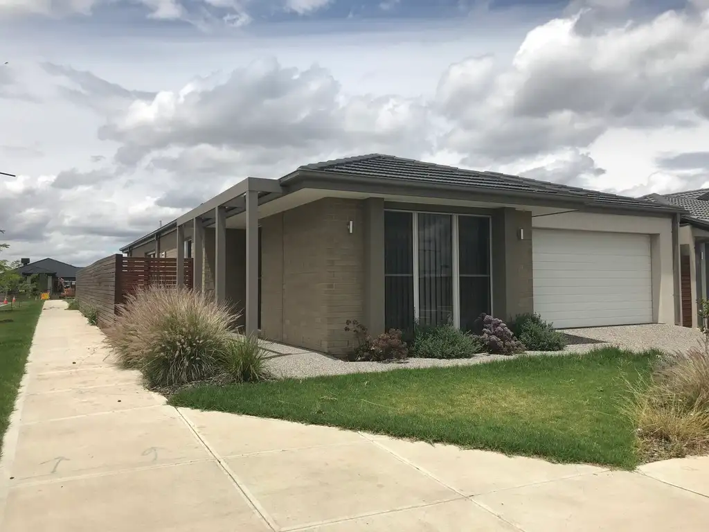 Main view of Homely house listing, 40 Lavinia Street, Greenvale VIC 3059