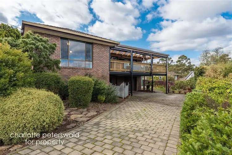 28 Robin Court, Lindisfarne TAS 7015
