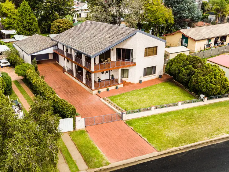 14 Baird Street, Dubbo NSW 2830