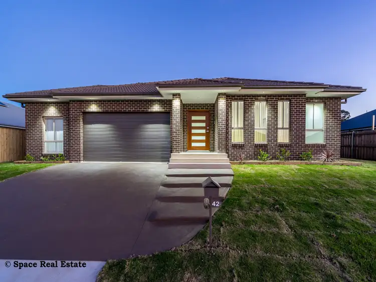 42 Balmoral Rise, Wilton NSW 2571