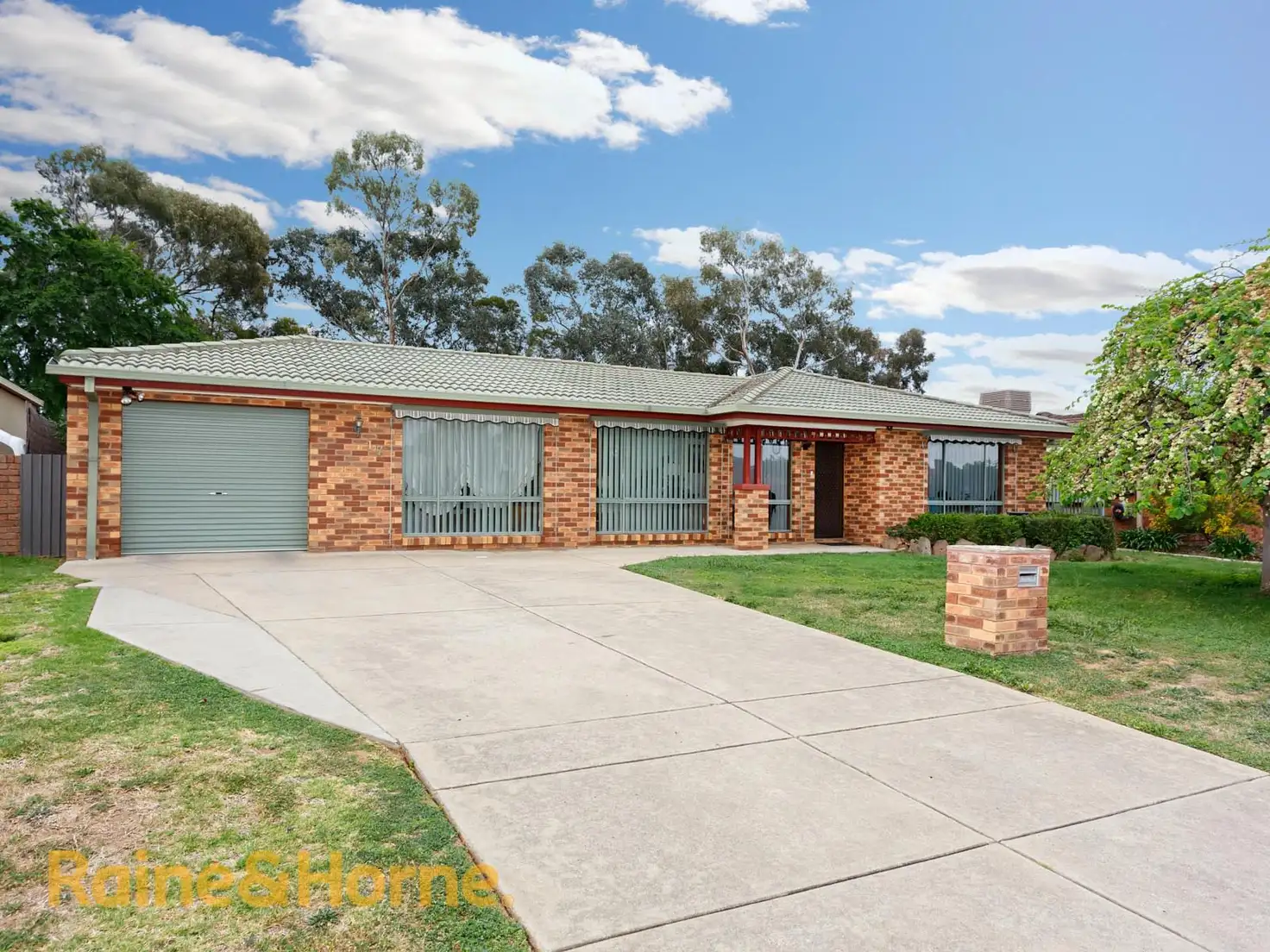 Main view of Homely house listing, 17 Elanora Place, Glenfield Park NSW 2650