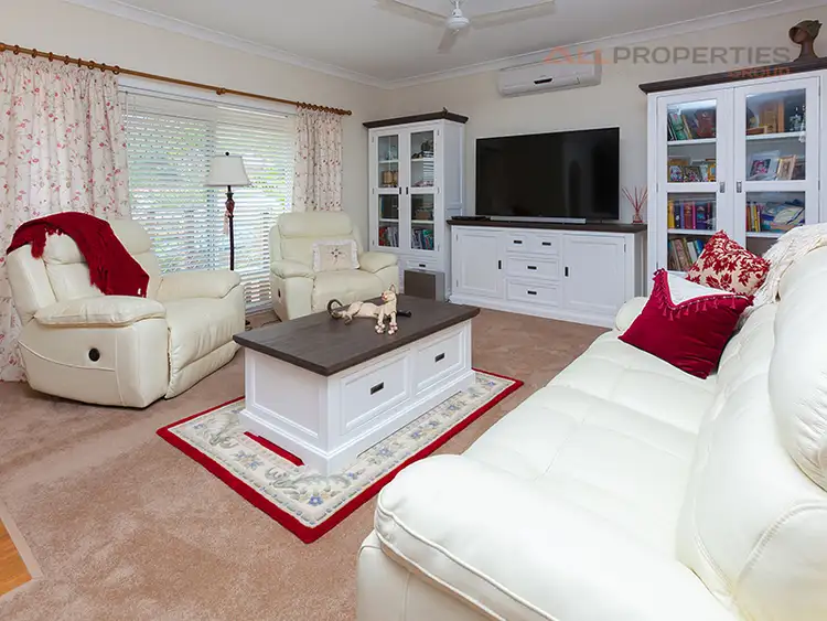 Fifth view of Homely house listing, 7 Jay Court, Mount Warren Park QLD 4207