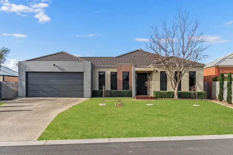 Second view of Homely house listing, 3 Cypress Court, Lara VIC 3212