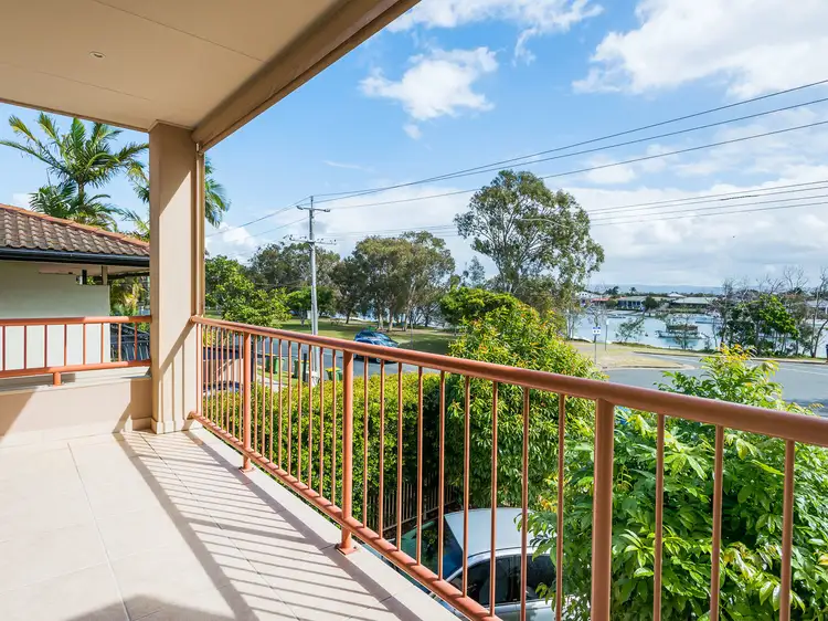 2/23 Paradise Parade, Paradise Point QLD 4216