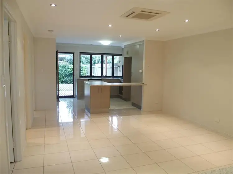 Second view of Homely house listing, 8/20 Riverview Street, Emerald QLD 4720