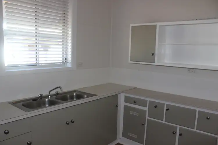 Sixth view of Homely house listing, 127 Anzac Street, Temora NSW 2666