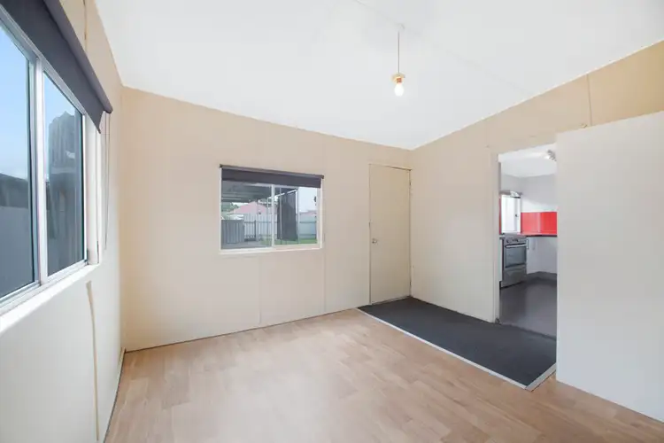 Seventh view of Homely house listing, 5 Cessnock Road, Weston NSW 2326