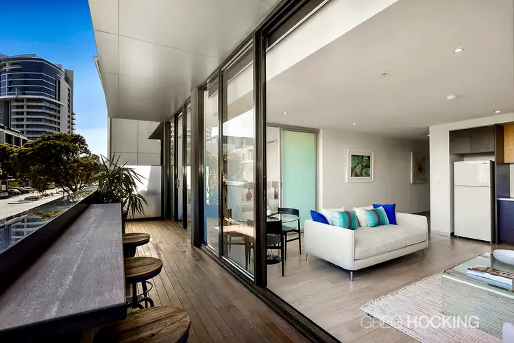102/2 Rouse Street, Port Melbourne VIC 3207
