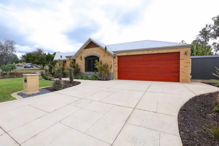 Second view of Homely house listing, 2 Filmer Place, Leeming WA 6149