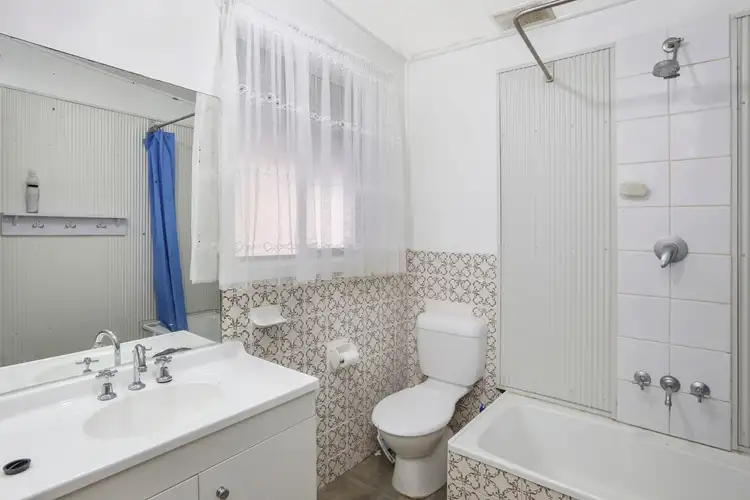 Sixth view of Homely house listing, 16 Cook Road, Killarney Vale NSW 2261