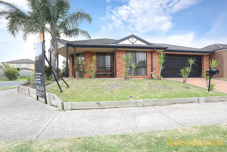 15 Menzies Close, Narre Warren South VIC 3805