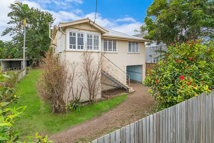 69 Seventh Street, Railway Estate QLD 4810