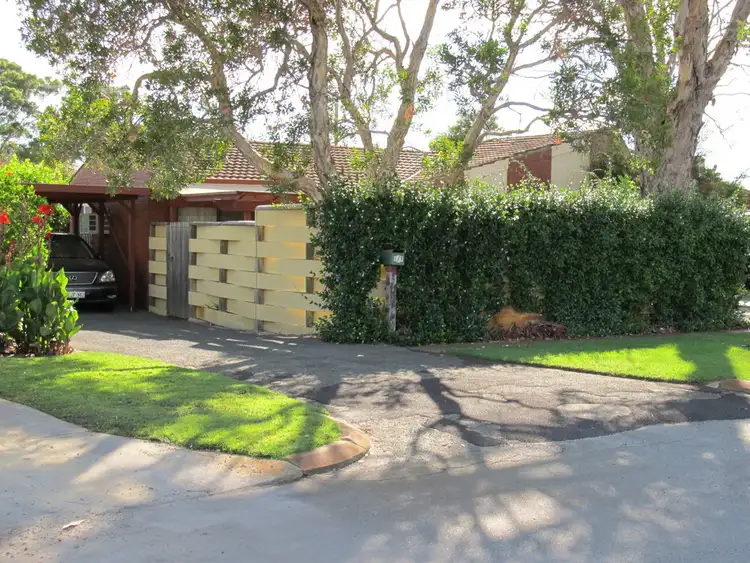1/9 Glencairn Way, Parkwood WA 6147