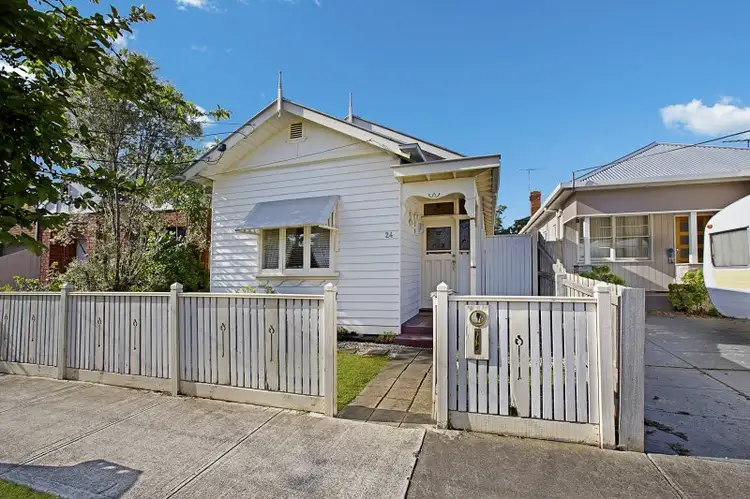 24 Lyons Street, Maidstone VIC 3012