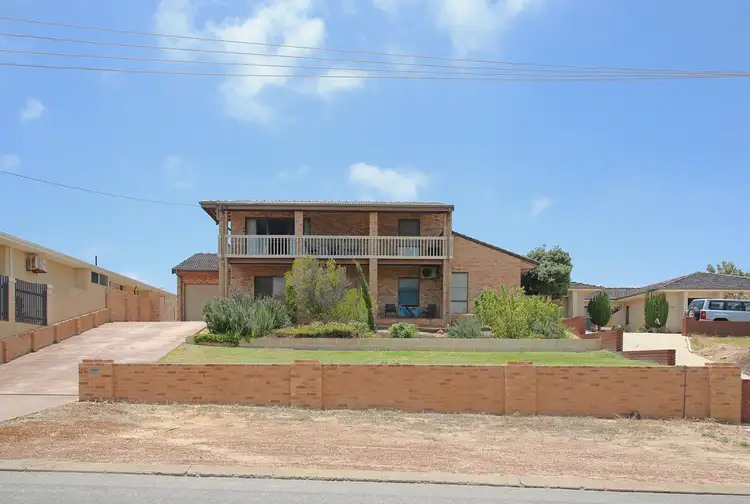 35 Maidstone Street, Mount Tarcoola WA 6530